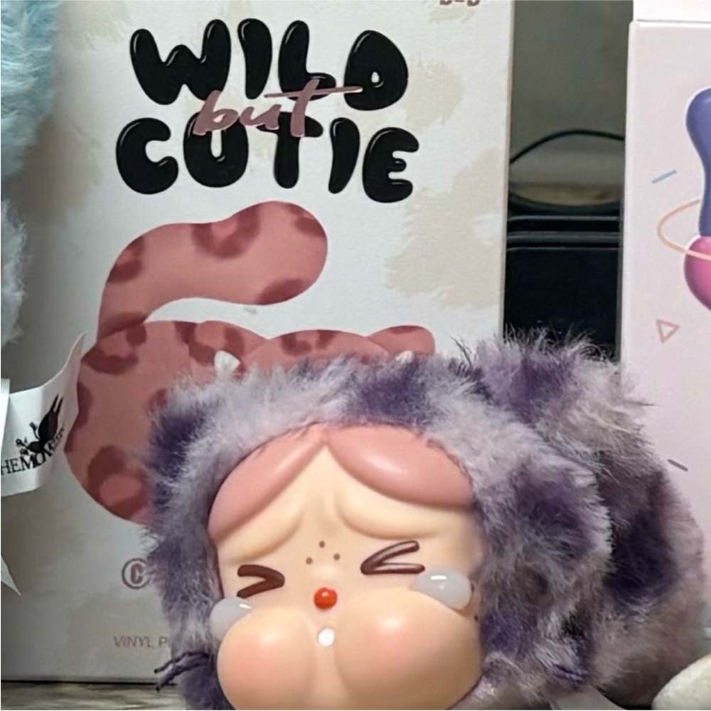 CRYBABY Wild but Cutie - Neon Cutie